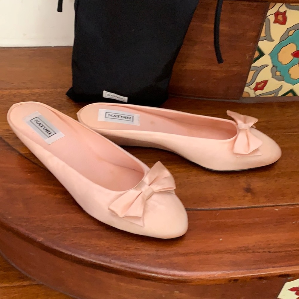 Vintage Natori pink satin boudoir slipper